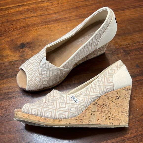 Toms Shoes - TOMS Fabric Peeptoe Faux Cork Wedges Heels Womens US 8